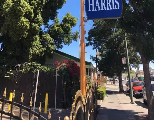 Harris Motel