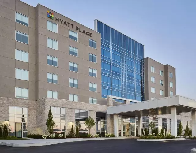 Hyatt Place Toronto Mississauga and Luxe Convention Centre