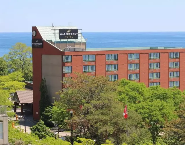 Waterfront Hotel Downtown Burlington