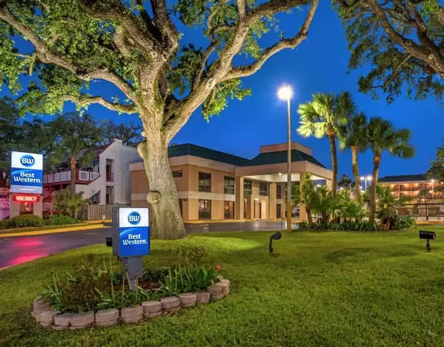 Best Western Oak Manor