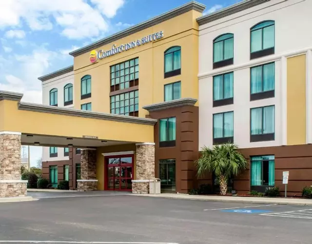 Comfort Inn & Suites Biloxi-D'Iberville
