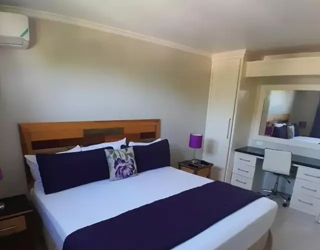 Contemporary One Bedroom at Sandcastles