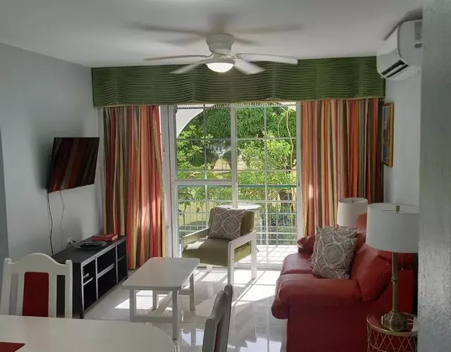 Marchabell by the Sea E22