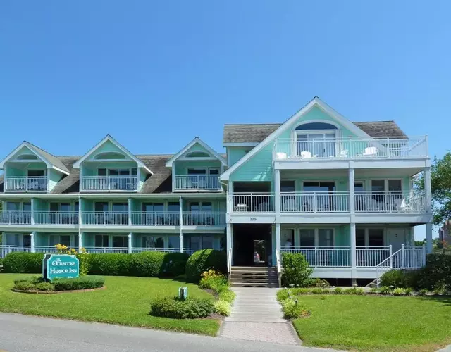 The Ocracoke Harbor Inn