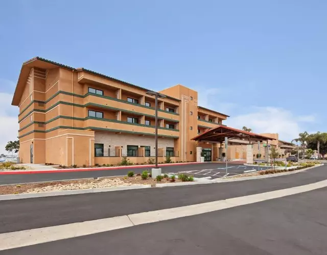 Holiday Inn Express Hotel & Suites Ventura Harbor by IHG