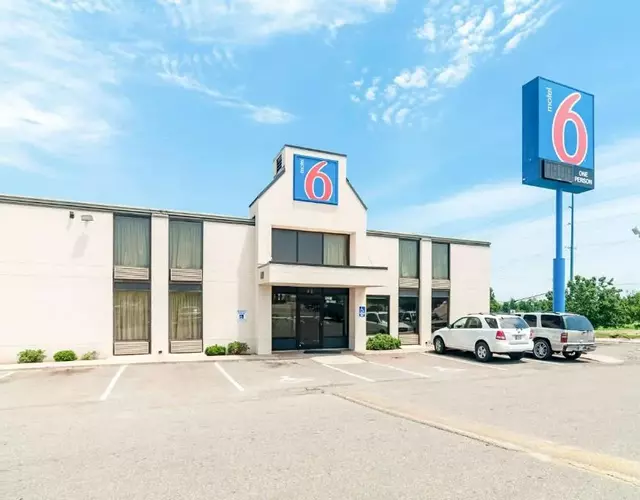 Motel 6-Oklahoma City, OK - South