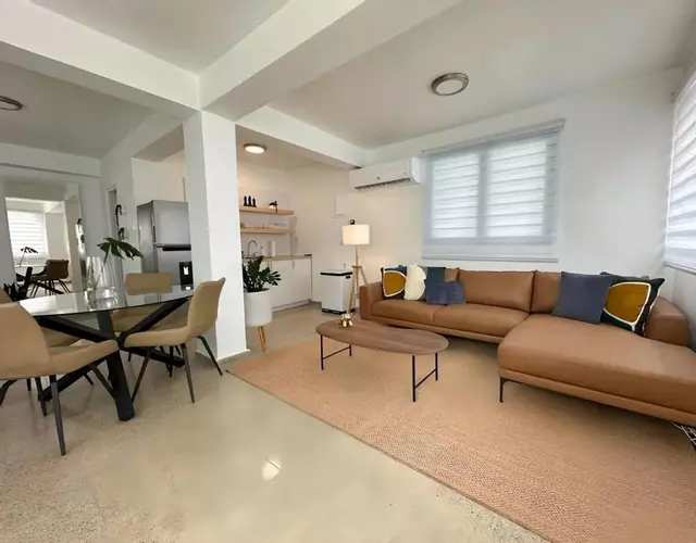 Beautifully Renovated 3 Rooms Home I