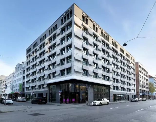 Eurostars Book Hotel