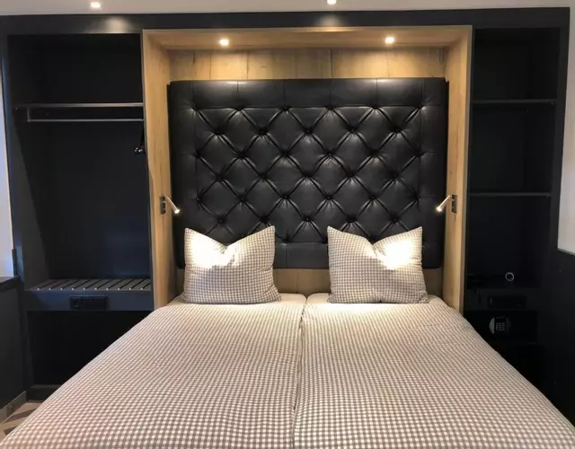Munich Deluxe Hotel