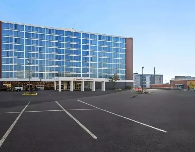 Comfort Inn & Suites Omaha Central