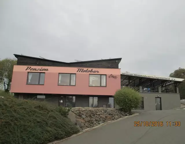 Penzion a Motobar Bravantice