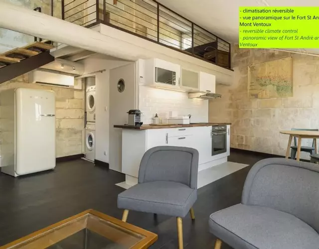 Saint Eloi - duplex centre historique de VILLENEUVE LES AVIGNON