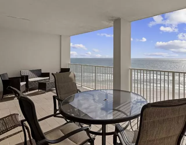 Windward Pointe 1003