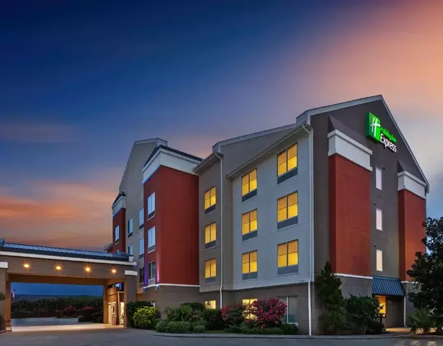 Holiday Inn Express New Orleans East by IHG