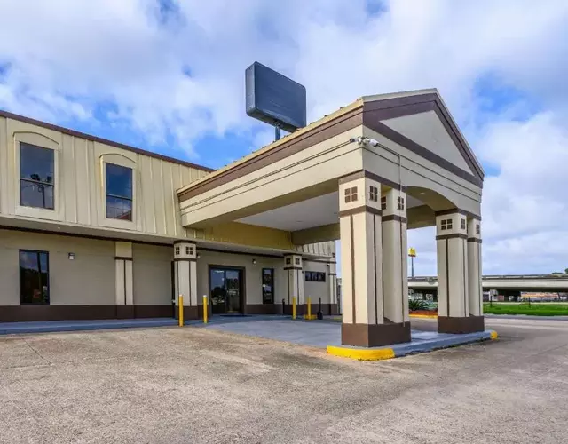 Quality Inn New Orleans I-10 East