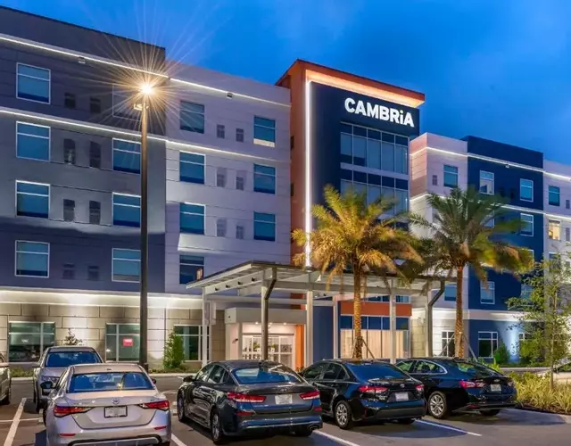 Cambria Hotel Orlando Airport