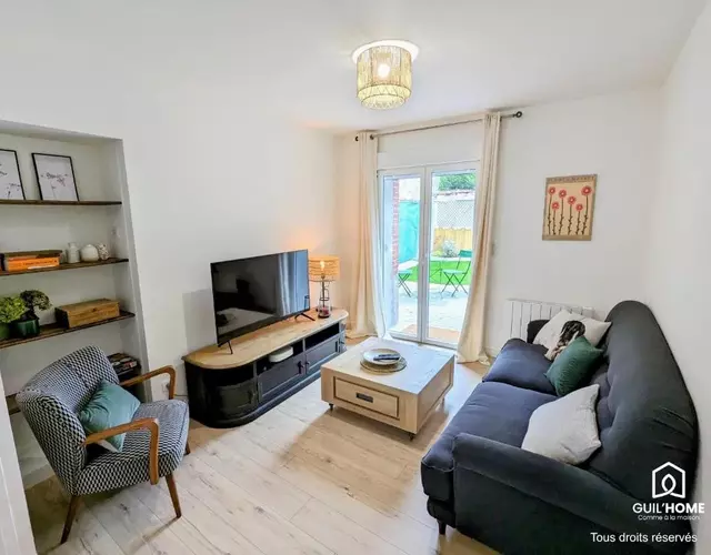 Terrasse végétalisée - Climatisation - Local vélo - Parking gratuit dans la rue