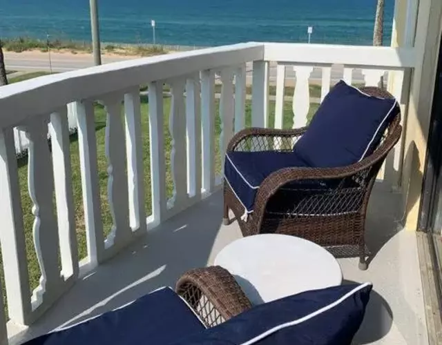 Ormond Beach, fun & loving sun!