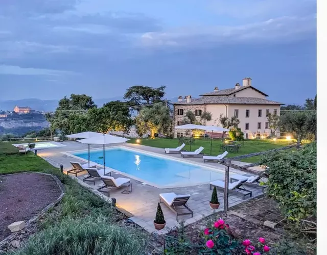 Pietra Campana Italian Villa Orvieto