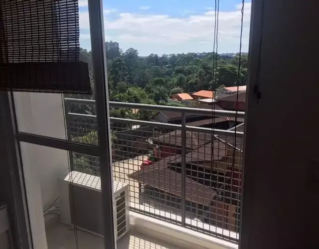 Flat na Granja Vianna, minimo de duas noites