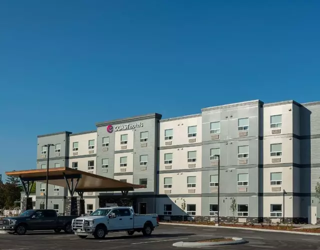 Coast Oliver Hotel