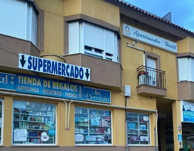 Hostal y Apartamentos la Vereda
