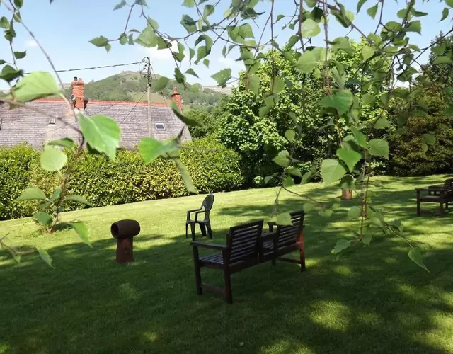 Hillcrest Guest House