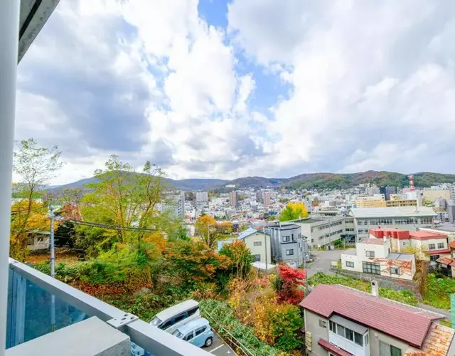 海と山の見える部屋 2BR Canal View