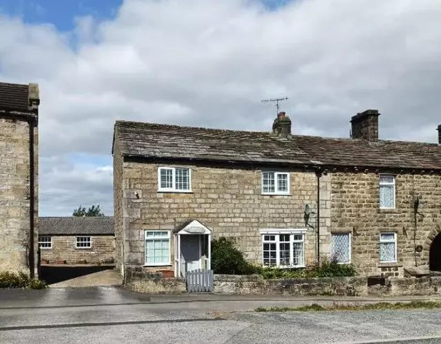 Three Bedroom Countryside Cottage