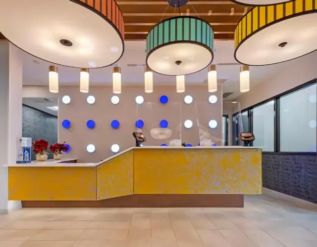GLō Best Western Kanata Ottawa West