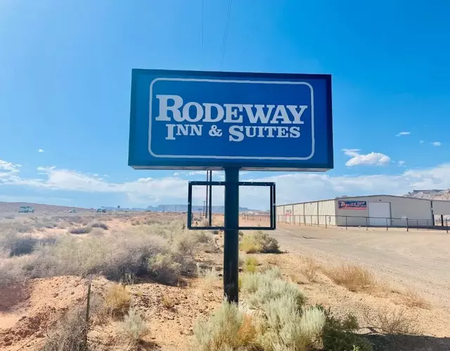 Rodeway Inn & Suites Big Water - Antelope Canyon