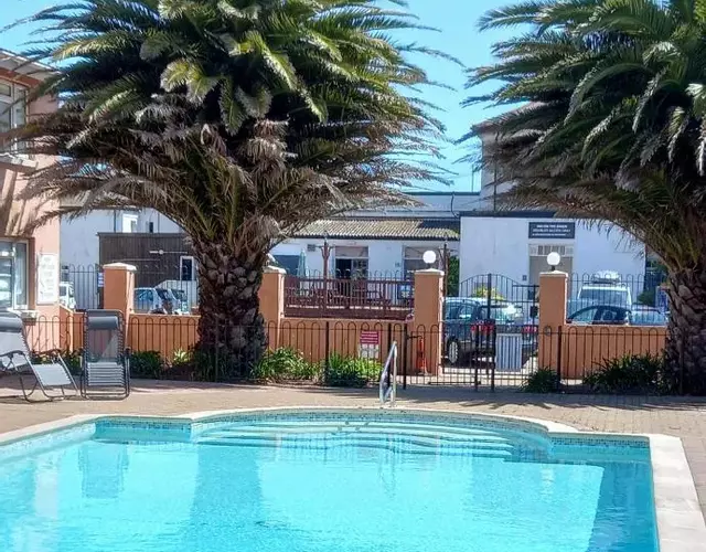 24 New Esplanade Court
