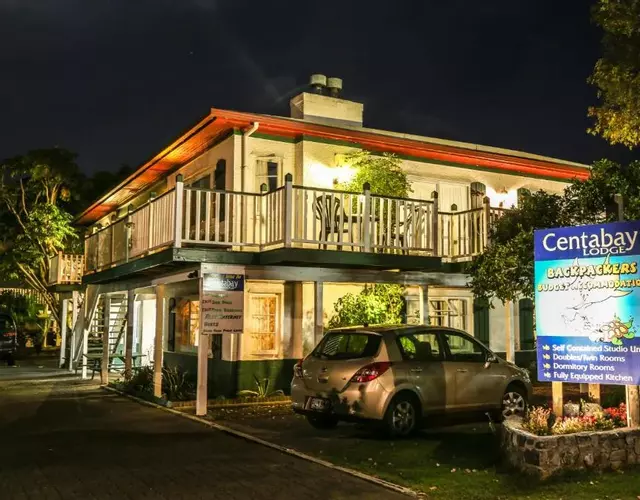 Centabay Lodge and Backpackers
