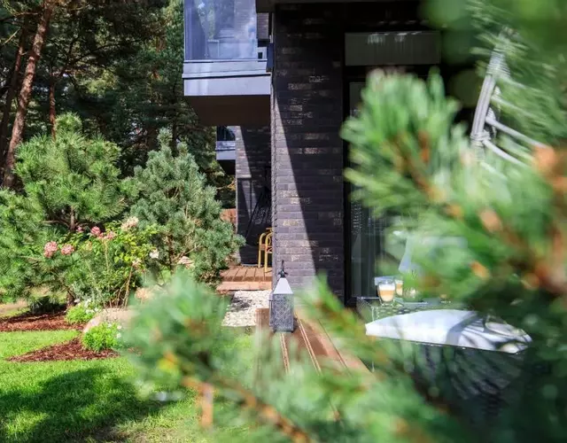 Vanagupes Park Apartments, By Cohost