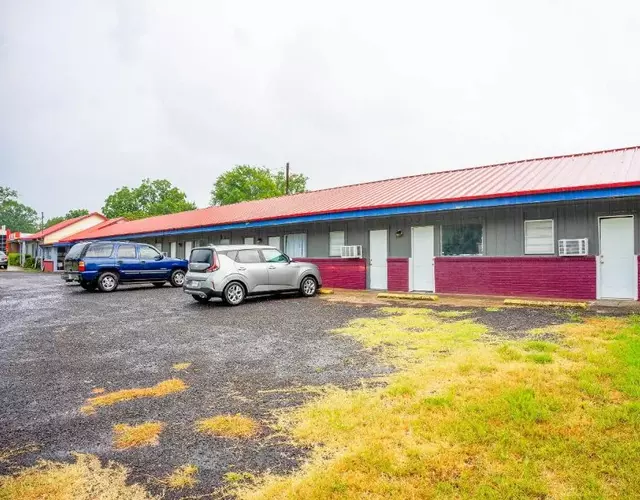 Budget Inn By OYO Palestine TX Hwy 79