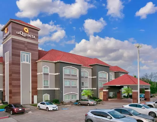 La Quinta by Wyndham Palestine