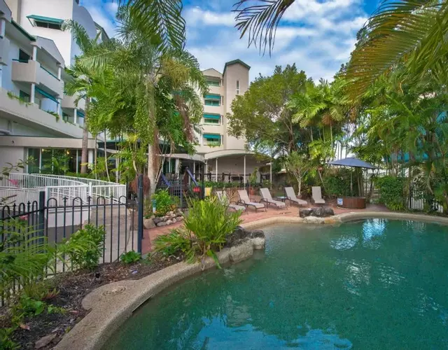 Cairns Sheridan Hotel