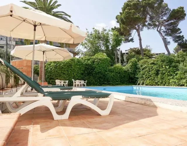 Houm Nets - Adults Only