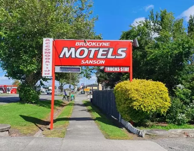 Brooklyne Motel Sanson