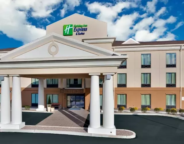 Holiday Inn Express Hotel & Suites Lebanon by IHG