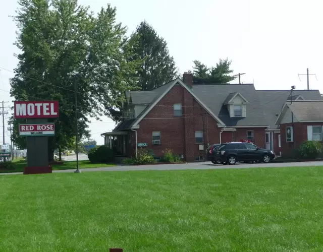 Red Rose Motel
