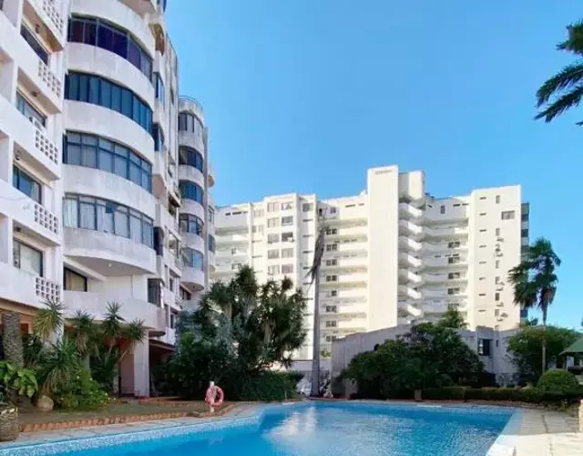 Porlamar La Reserve frente a La Vela