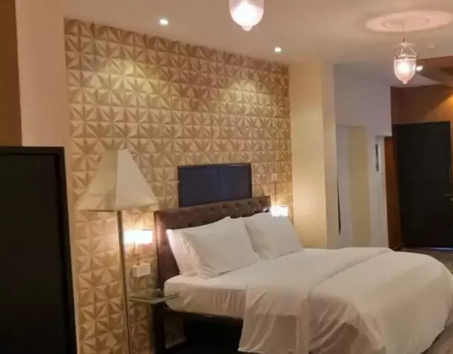 Creek Hotel - Panaji