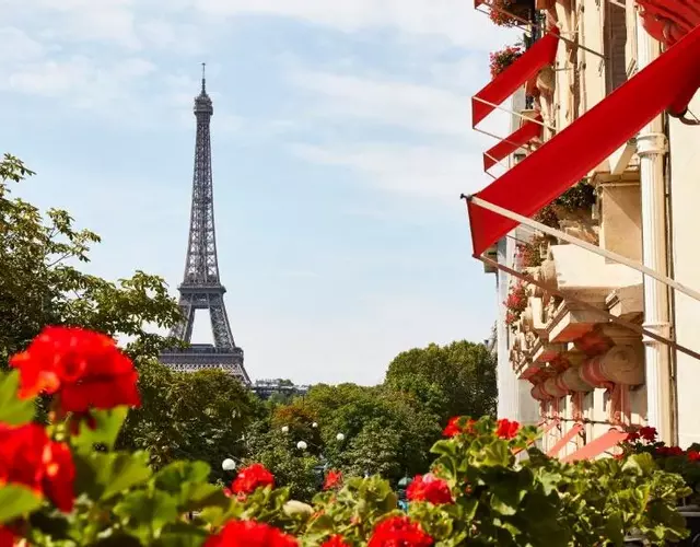 Hôtel Plaza Athénée - Dorchester Collection