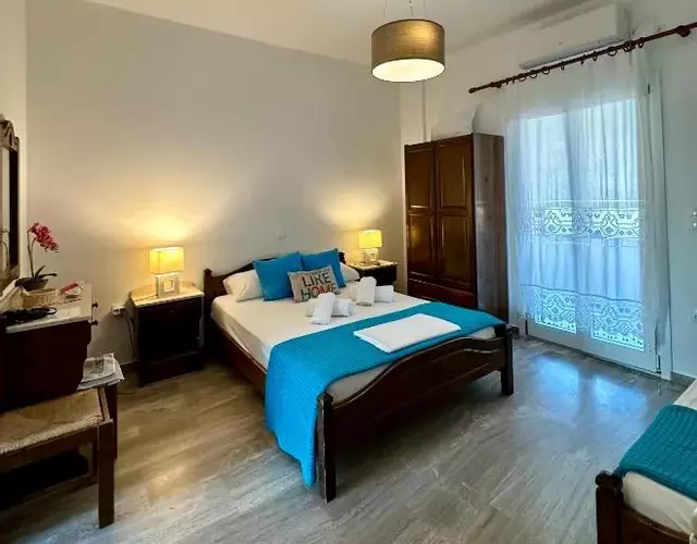 Angeliki's Studios Paros