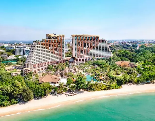 Centara Grand Mirage Beach Resort Pattaya
