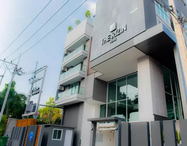 The Rizin Hotel Phratamnak