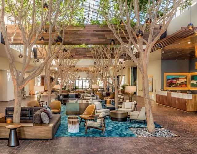 Portola Hotel & Spa