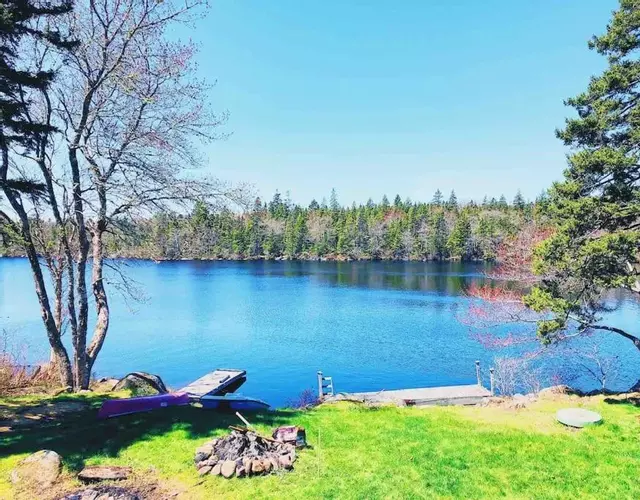 Private Lakefront Escape - Swim, Sip Wine & Stargaze