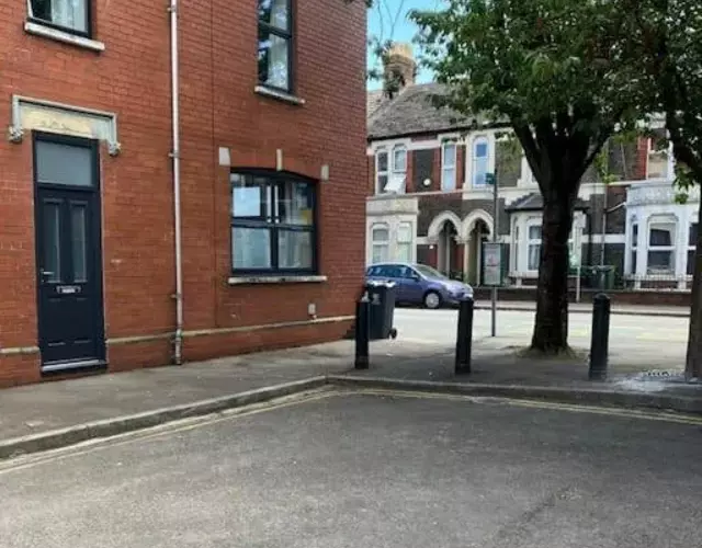 Ninian Park Road